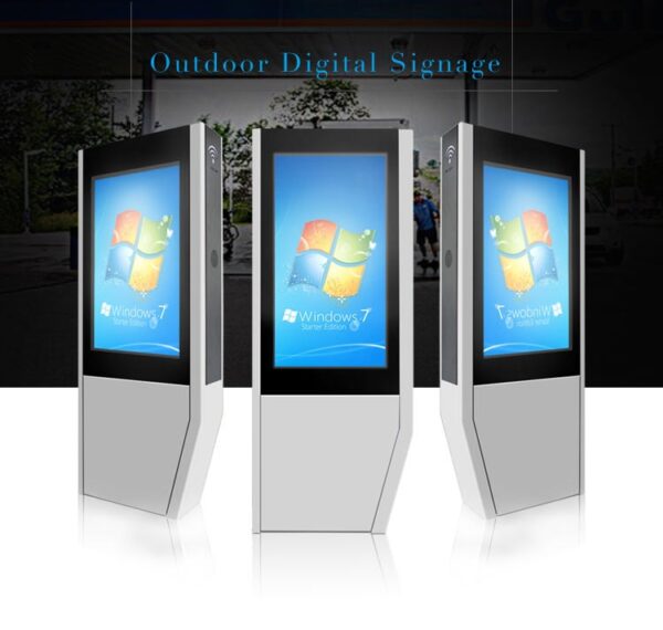 Outdoor LCD Digital Signage